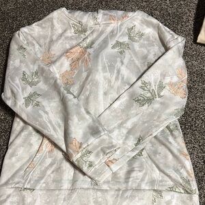 Leaf Print Long Sleeve Top